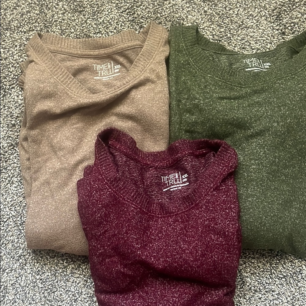 Time and Tru Knit Tops )Lot of 3
